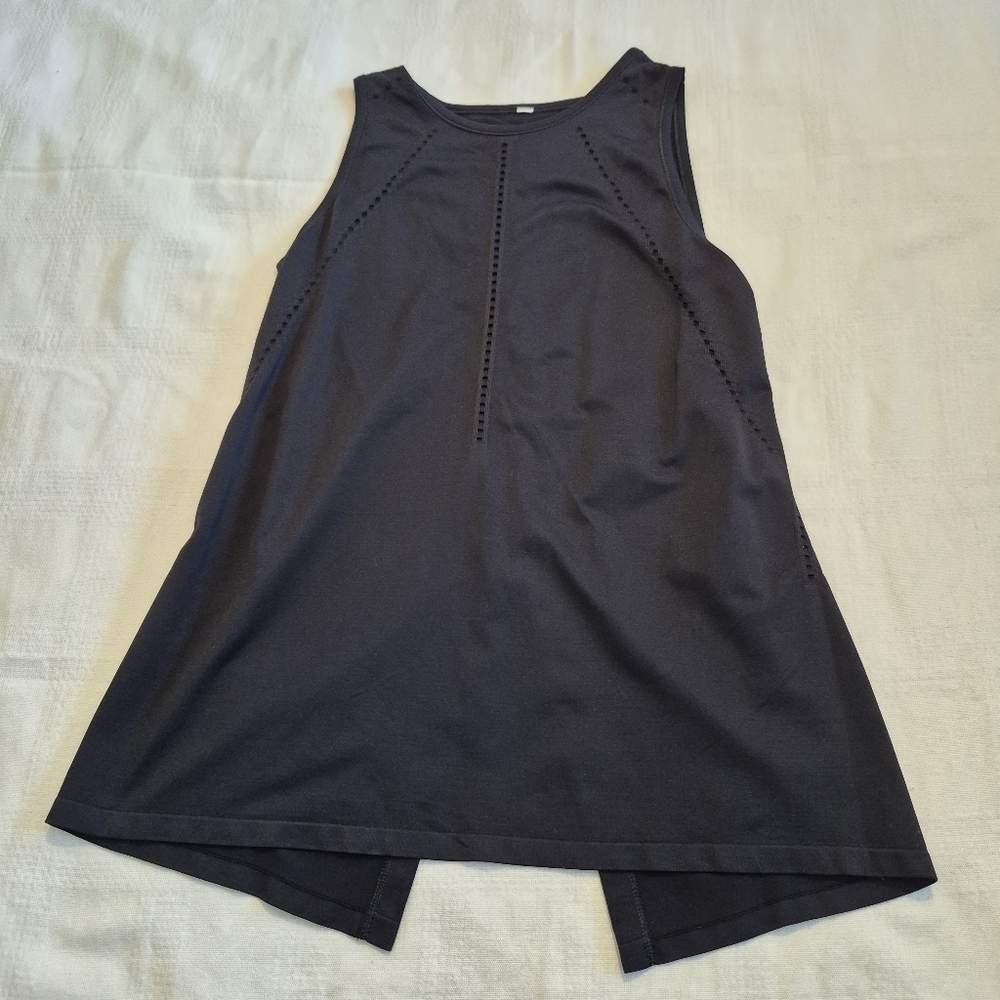 Athleta Foothill Tank Top black size small tags removed VGUC